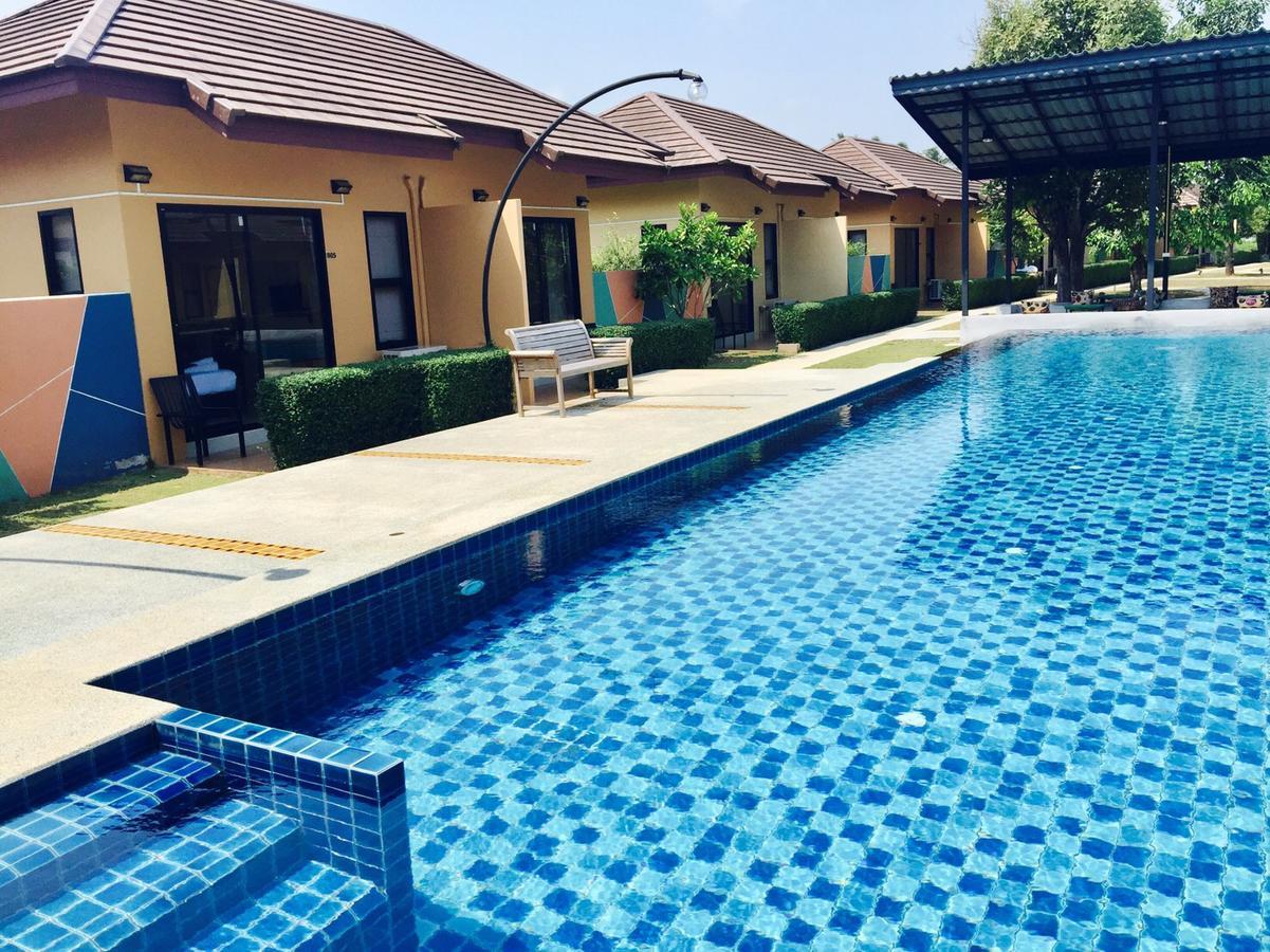 Green Adamas Resort Chumphon Esterno foto