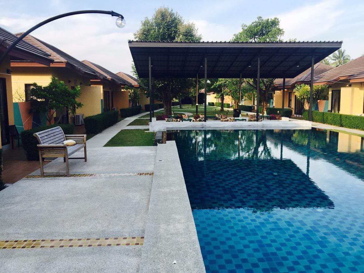 Green Adamas Resort Chumphon Esterno foto
