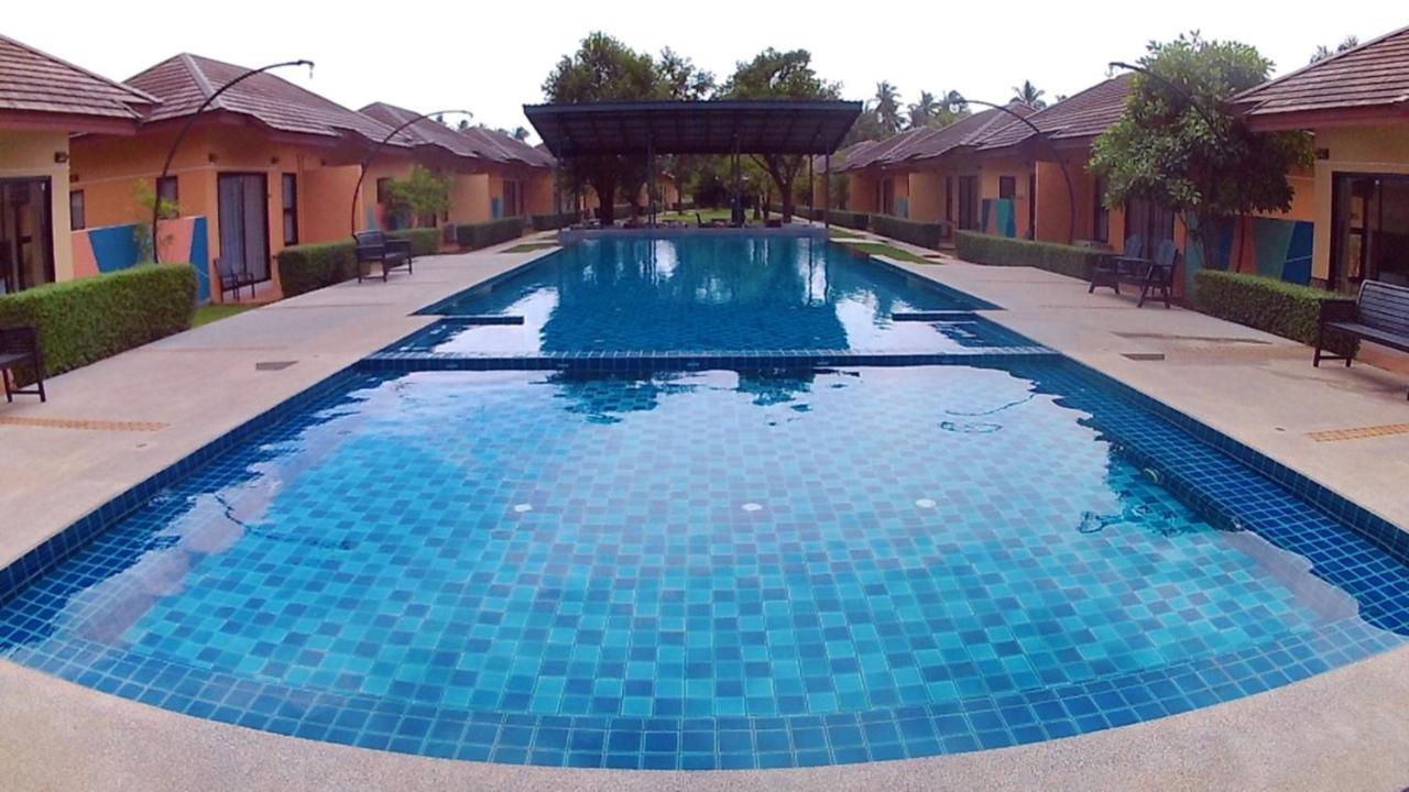 Green Adamas Resort Chumphon Esterno foto