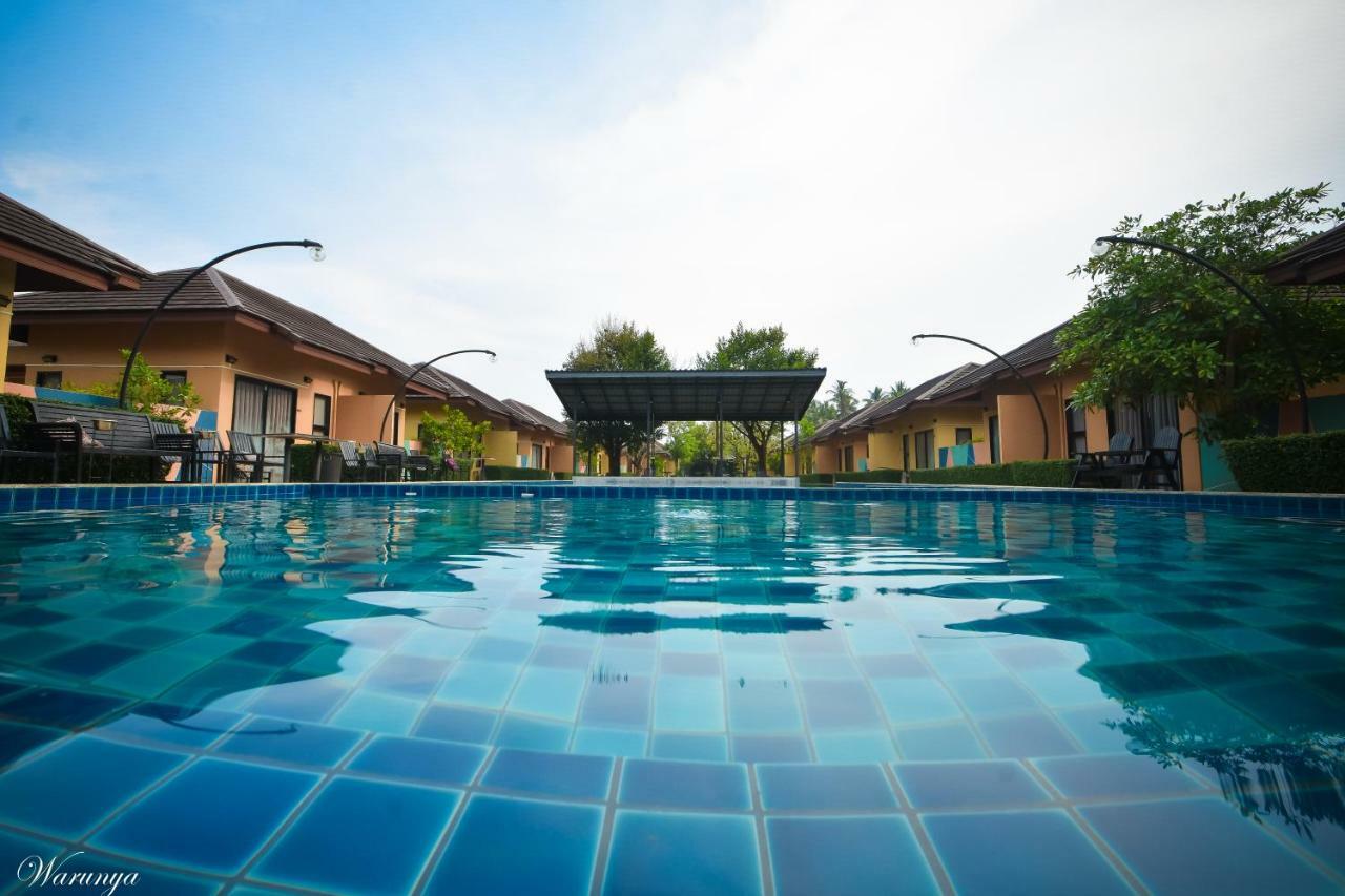 Green Adamas Resort Chumphon Esterno foto